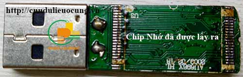 Phục hồi dữ liệu USB bằng cách lấy chip nhớ